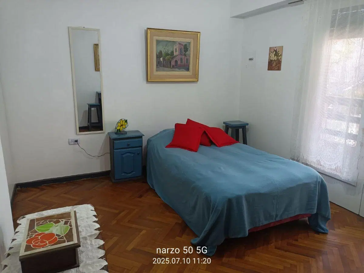 LLuminoso PH Planta Alta, Primer piso por escalera. Impecable estado 5