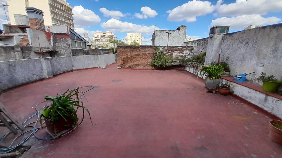 Amplio PH 3 Amb C/dep y Patio a Reciclar 4