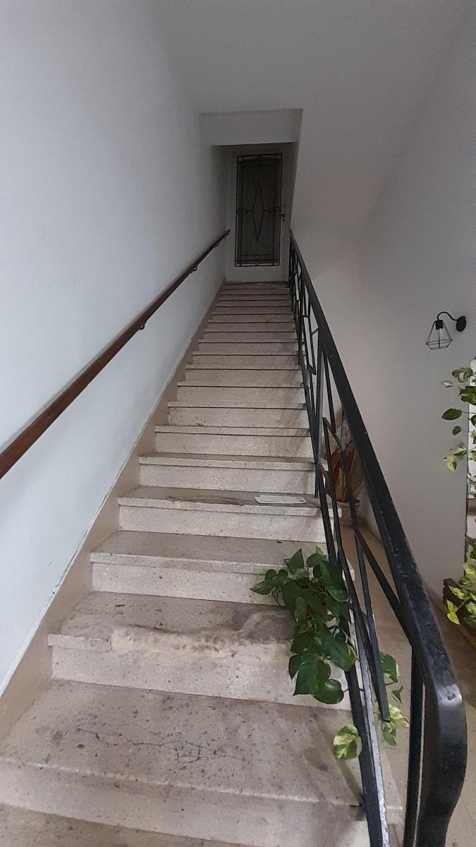 Amplio PH 3 Amb C/dep y Patio a Reciclar 4