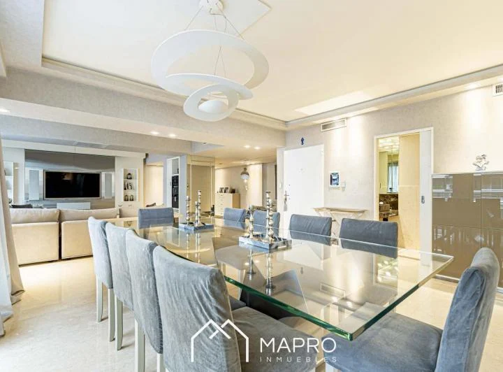 Increible piso de categoria con dos cocheras y amenities en Caballito 2