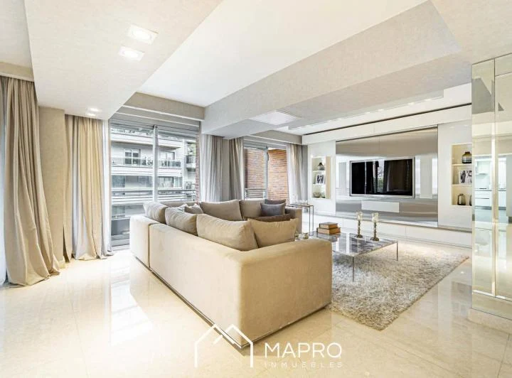 Increible piso de categoria con dos cocheras y amenities en Caballito 3
