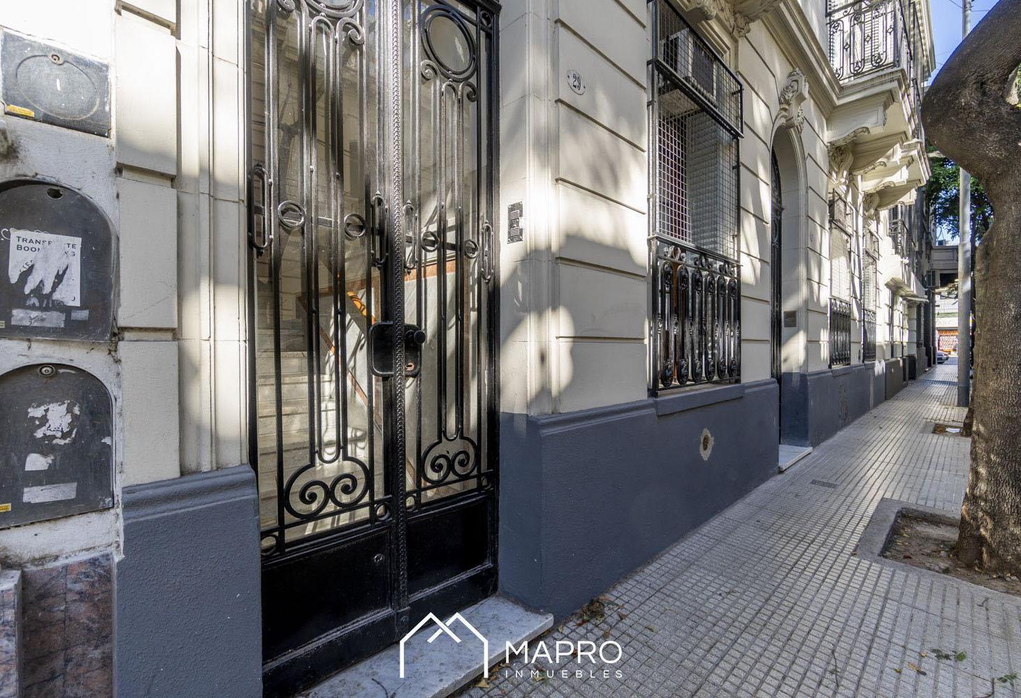 Increible PH de estilo sobre pasaje con terraza propia - Caballito