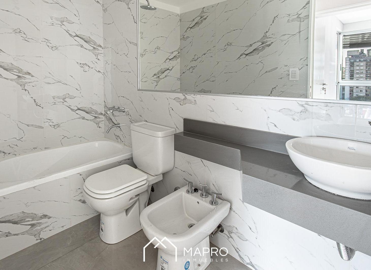 Unico 3 ambientes con balcon aterrazado cochera y amenities en Parque Chacabuco