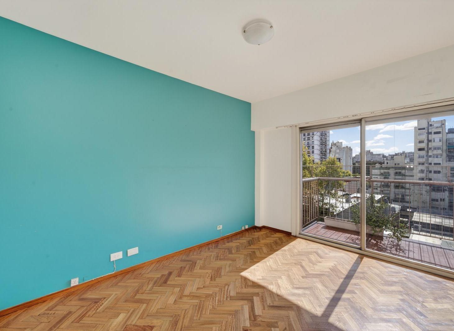 Departamento 4 ambientes CON COCHERA Piso alto al frente. Balcon. Venta