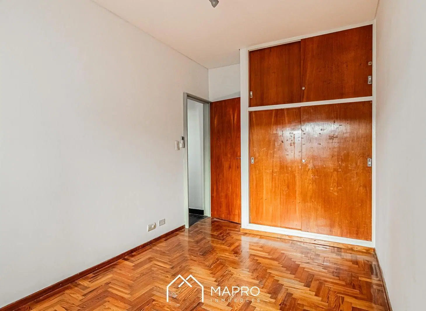 HERMOSO PH CON TERRAZA Y COCHERA EN SAAVERDA 3