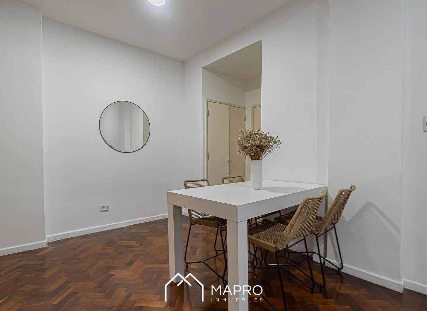 Amplio 2 Ambientes en Planta Baja con Patio en Belgrano 5