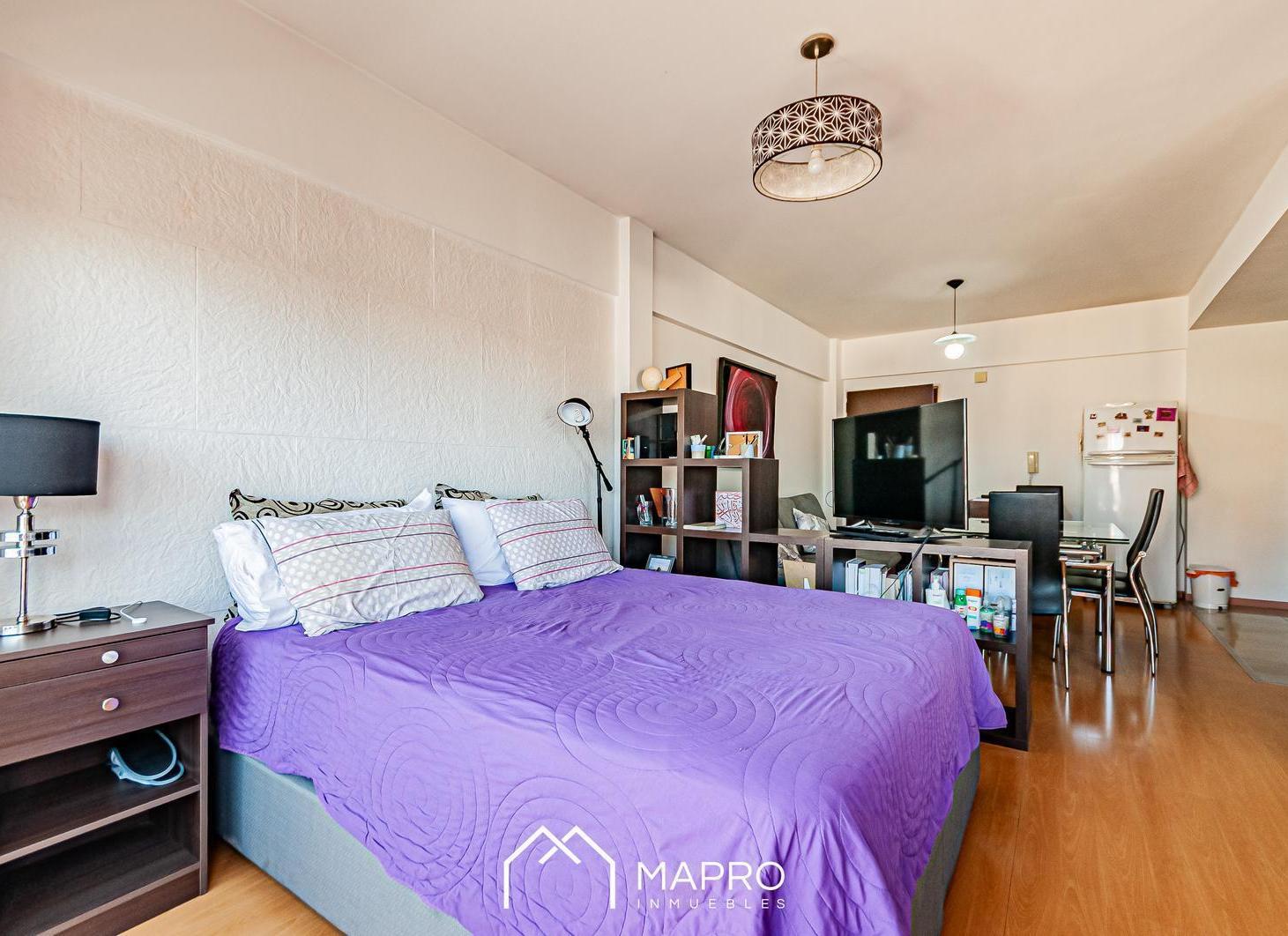 Comodo monoambiente con amenities en piso alto - Caballito Sur