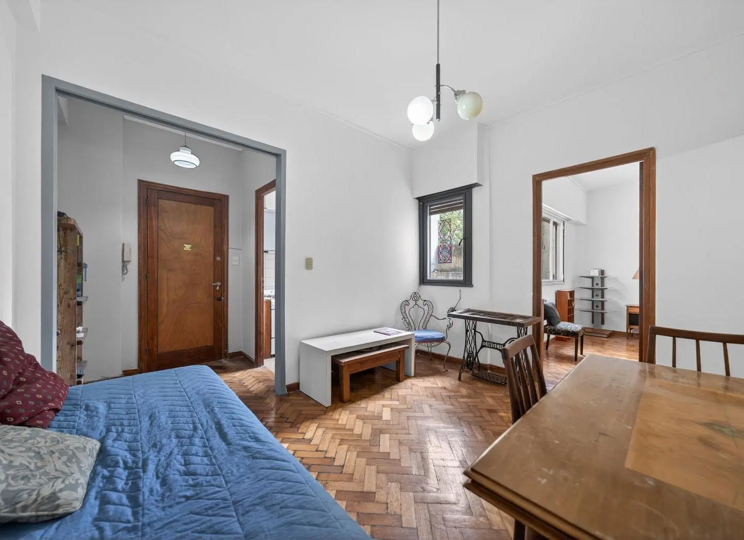 Departamento en Venta 2 ambientes. Av Independencia. Muy lindo 2