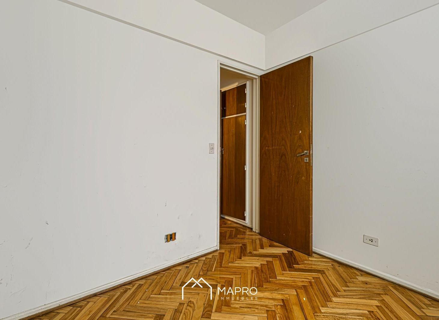Foto de Departamento DOS dorm con dependencia o TERCER dorm. CON COCHERA Y, imagen 2