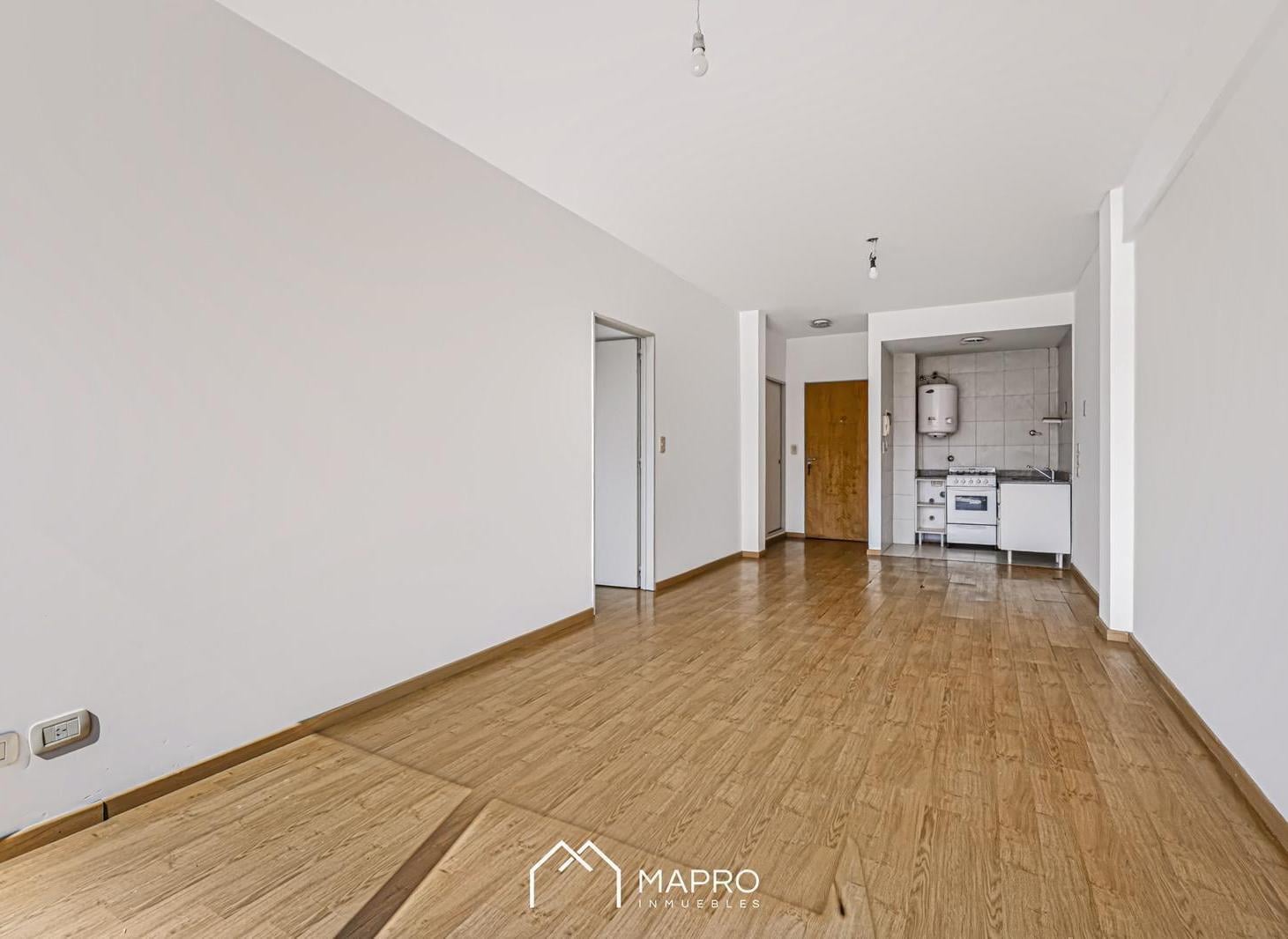 Foto de Luminoso 2 ambientes en piso alto en venta - Floresta, imagen 3