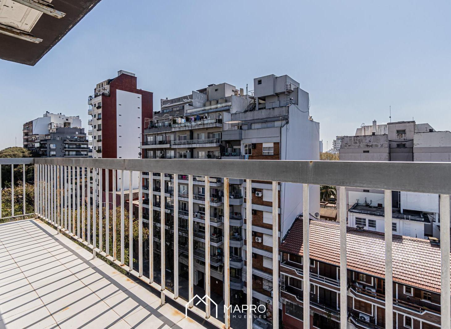 Foto de Luminoso 2 ambientes en piso alto en venta - Floresta, imagen 5