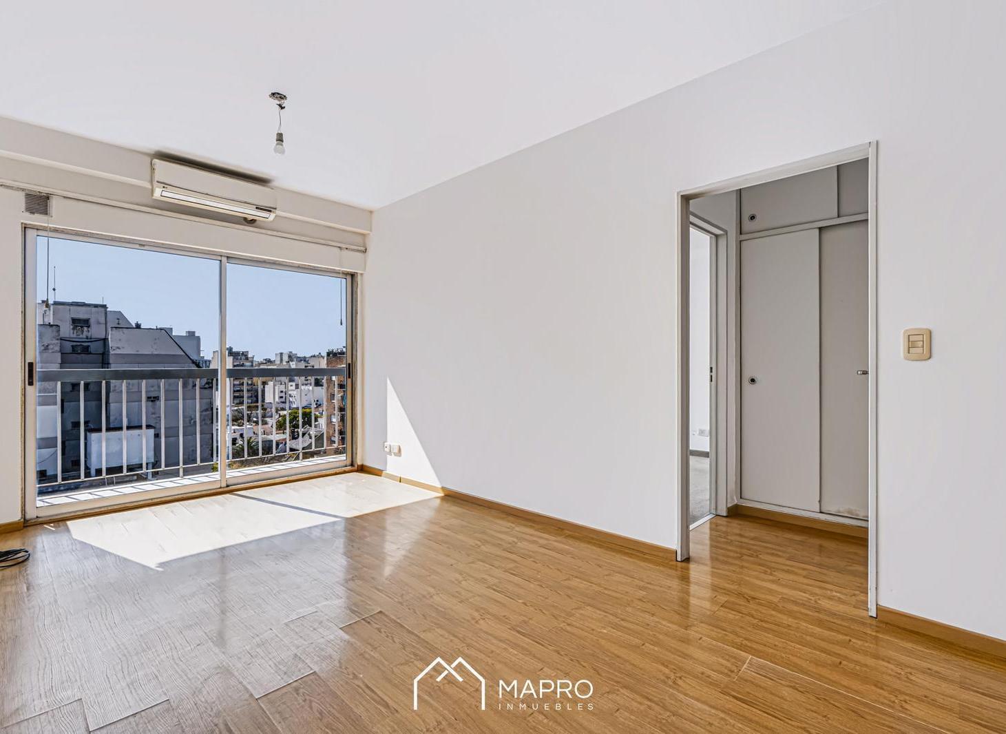 Foto de Luminoso 2 ambientes en piso alto en venta - Floresta, imagen 3