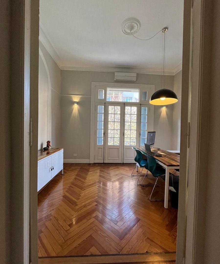 Foto de Especatcular oficina en edificio de estilo - Belgrano, imagen 1