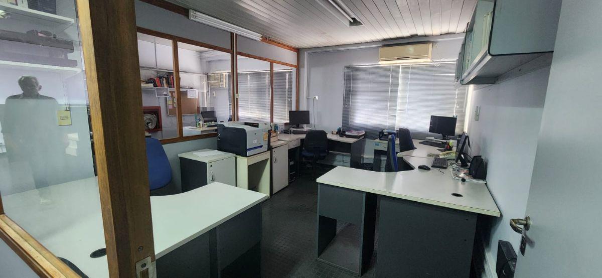 Foto de EDIFICIO DE OFICINAS 1220m2 doble frente en 3 plantas, imagen 5
