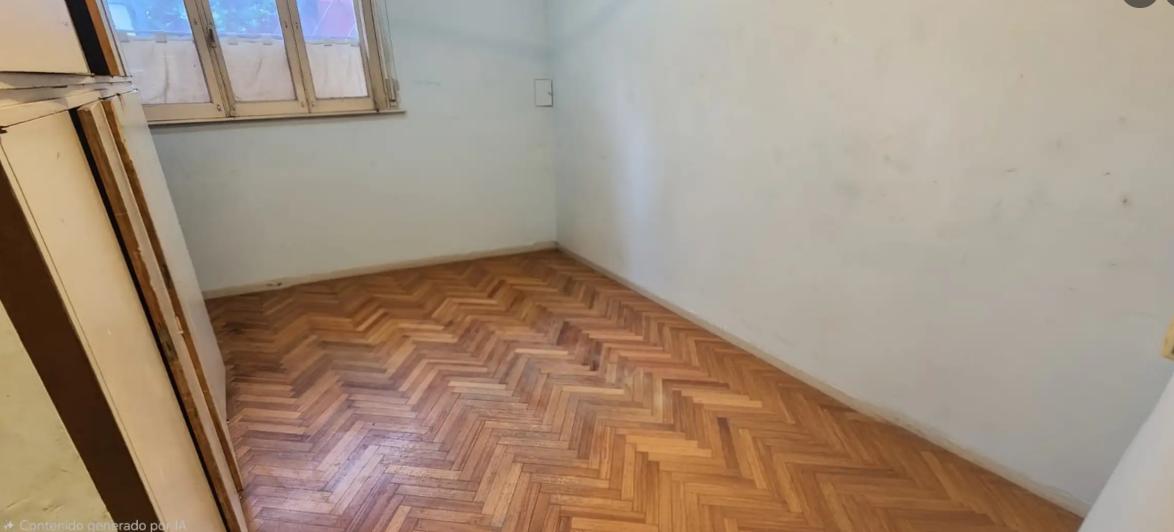 Casa en Esquina - Gran Potencial Multifamiliar o Inversión | Coghlan / Saavedra