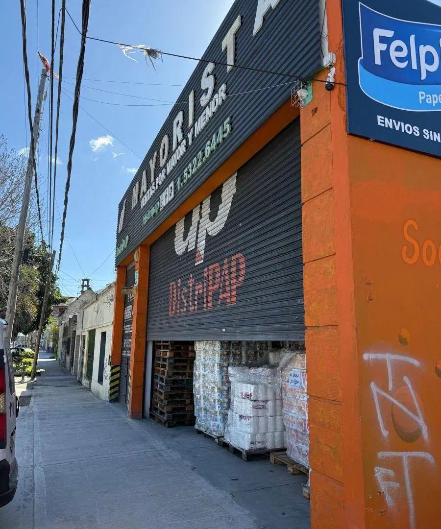 Local Comercial en Alquiler - Camino de Cintura. 4