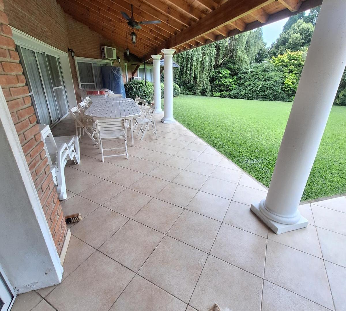 Foto de VENTA CUBA FATIMA IMPECABLE CASA DE 5 DORMITORIOS LOSA RADIANTE, imagen 5