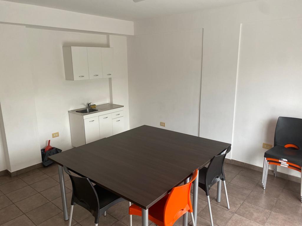 Villa Santa Rita: Piso 3 Ambientes Al Frente con Balcón 2