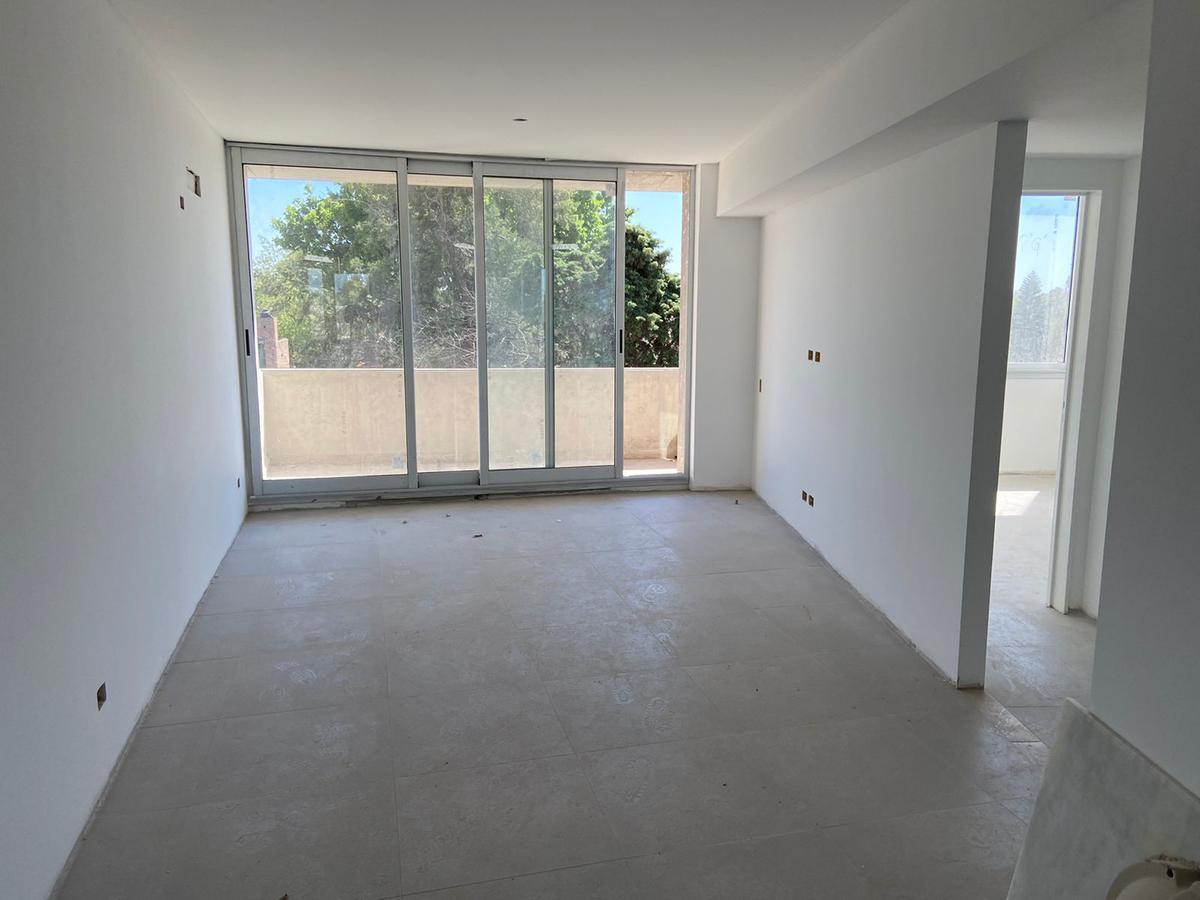 Av San Martin Al 1300 Venta Departamento 3 Dorm. en Granadero Baigorria 5