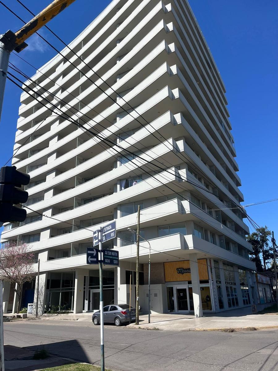 Av San Martin Al 1300 Venta Departamento 3 Dorm. en Granadero Baigorria 1