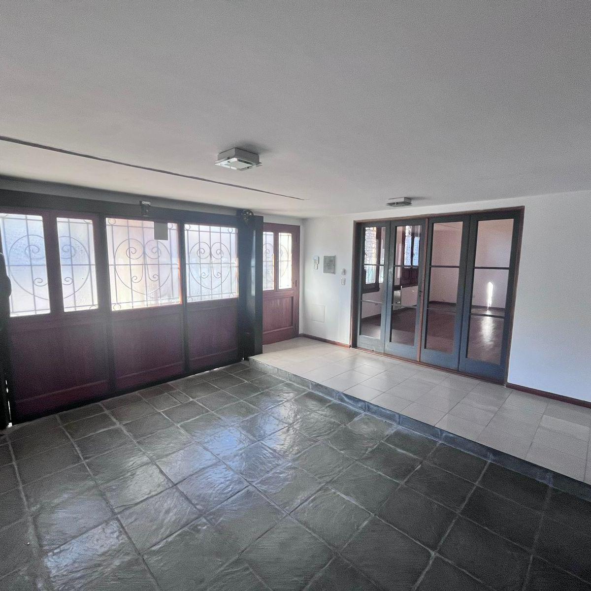 Chacabuco Al 1800 - Venta de Casa 3 Dorm. en Rosario 2