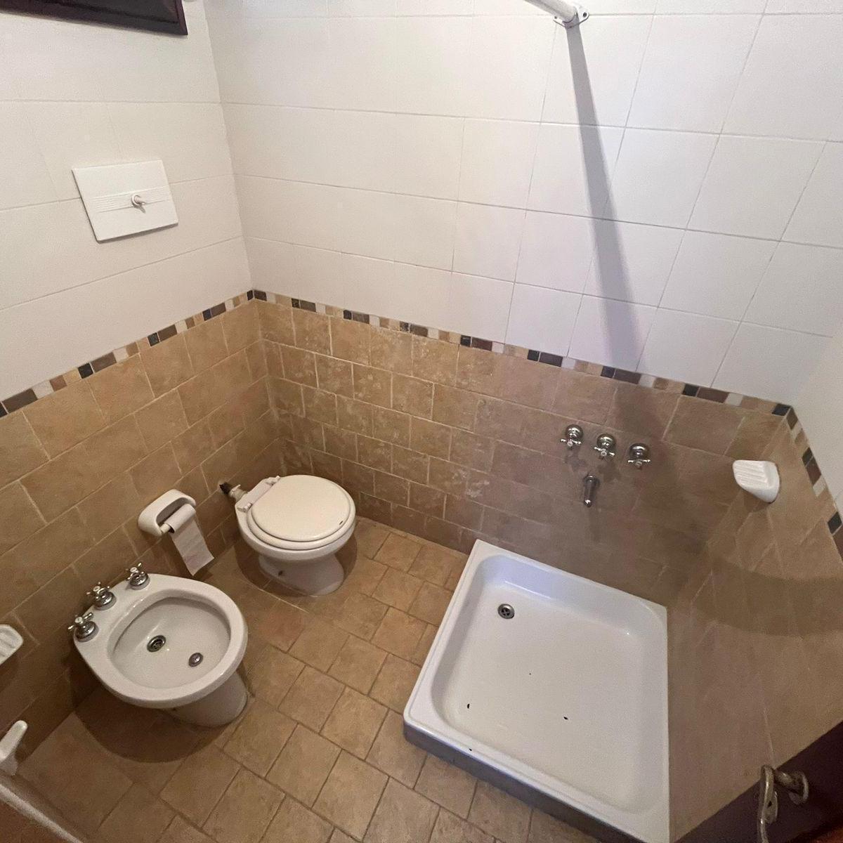 Chacabuco Al 1800 - Venta Oficina de 5 Ambientes Privados en Rosario 5