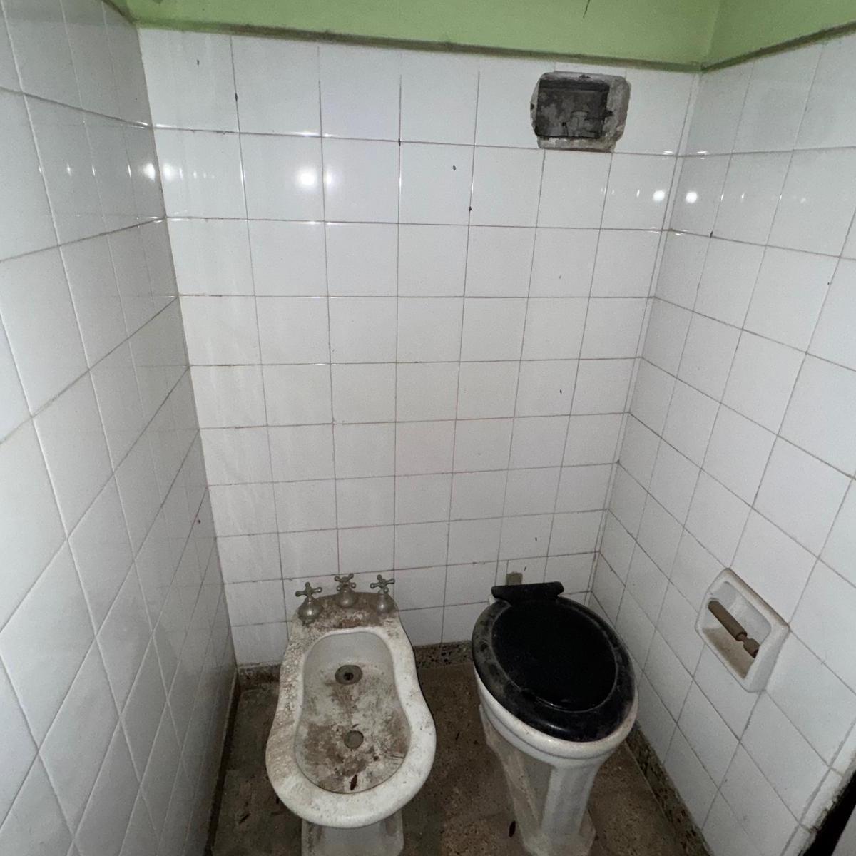 French Al 7600 - Venta de Casa 4 Dorm. en Fisherton 2