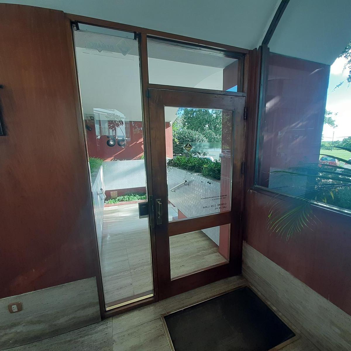 Av de La Libertad y Cajaraville Venta Depto en Rosario 4
