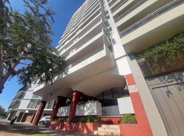 AV DE LA LIBERTAD Y CAJARAVILLE VENTA DEPTO EN ROSARIO 3