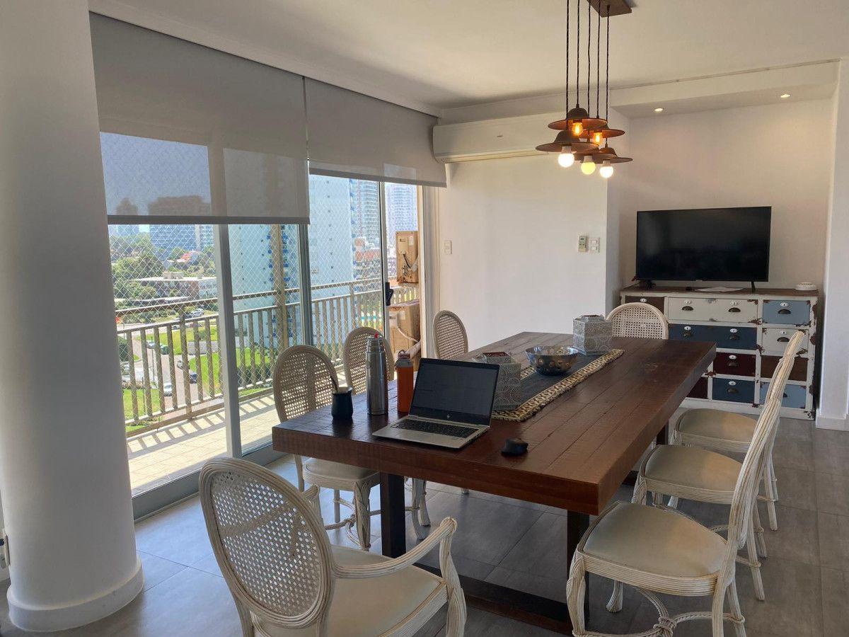 Foto de Alquiler Departamento de 4 Dormitorios en Punta del Este, imagen 2