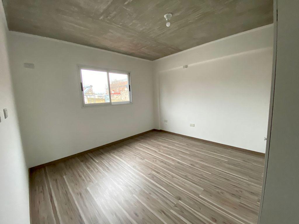 Foto de IRIONDO AL 1500 - VENTA ALQUILER DEPARTAMENTO 2 DORMITORIOS CON COCHERA, imagen 5