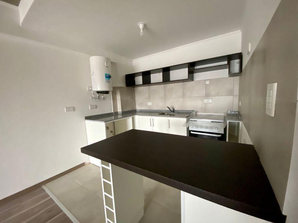 Foto de IRIONDO AL 1500 - VENTA ALQUILER DEPARTAMENTO 2 DORMITORIOS CON COCHERA, imagen 3
