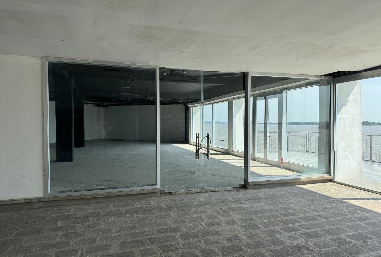 AV CARBALLO AL 100 - Venta de Local en Puerto Norte - Rosario