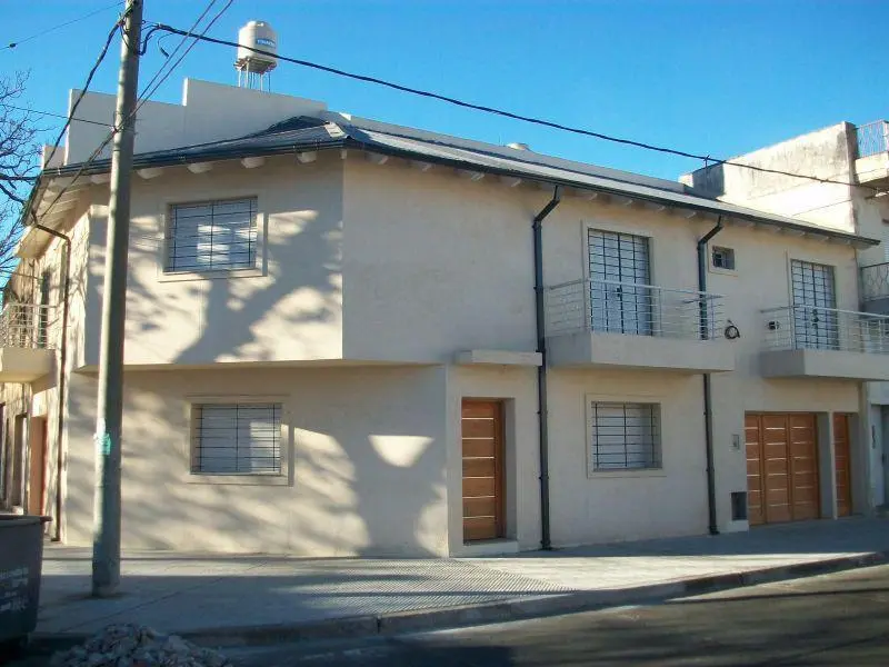 PJE SUAREZ AL 3900 CASA EN VENTA Y ALQUILER 3 DORMITORIOS COCHERA EN ROSARIO BARRIO BELLA VISTA 1