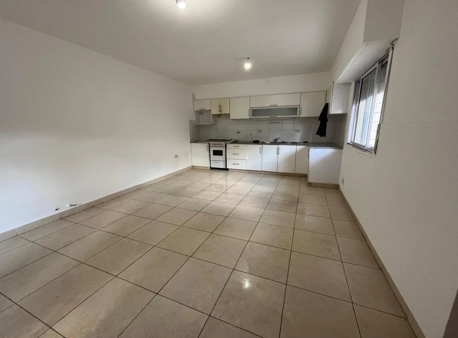 PJE SUAREZ AL 3900 CASA EN VENTA Y ALQUILER 3 DORMITORIOS COCHERA EN ROSARIO BARRIO BELLA VISTA 5