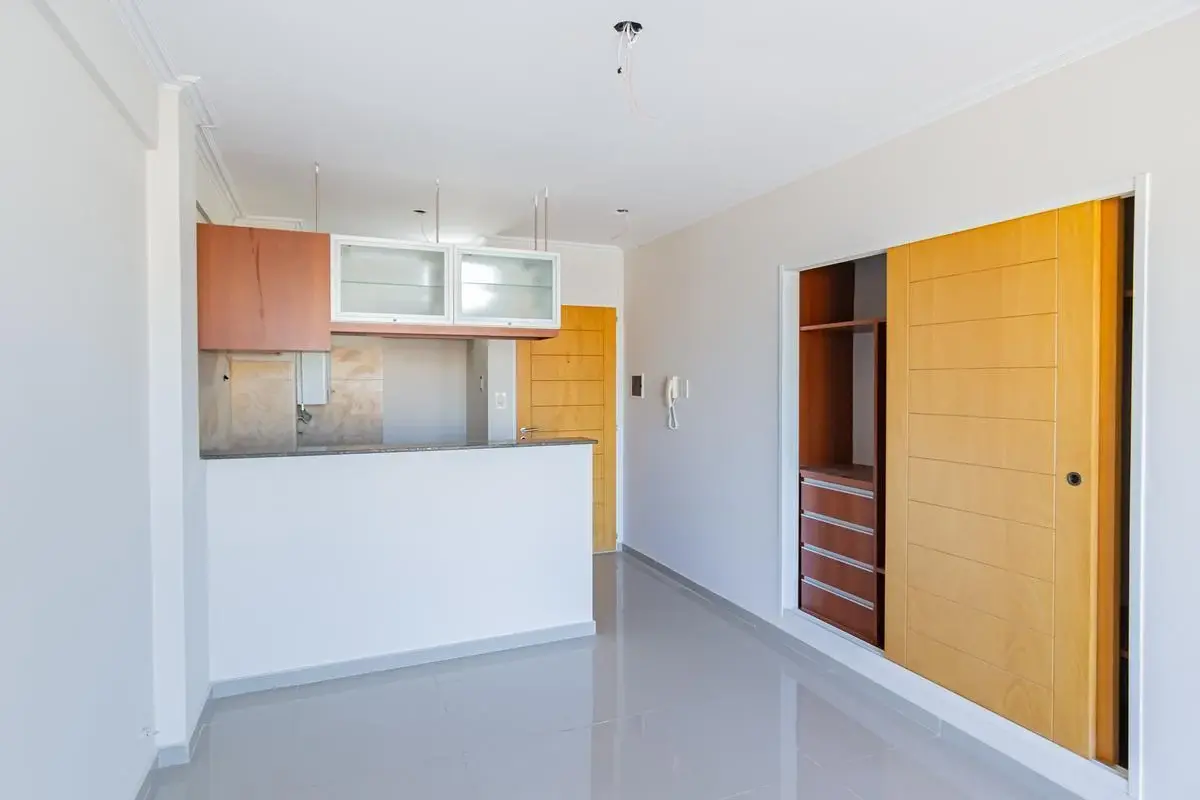 CORDOBA AL 2700 - VENTA DEPARTAMENTO DE 1 DORMITORIO EN EL CENTRO DE ROSARIO 3