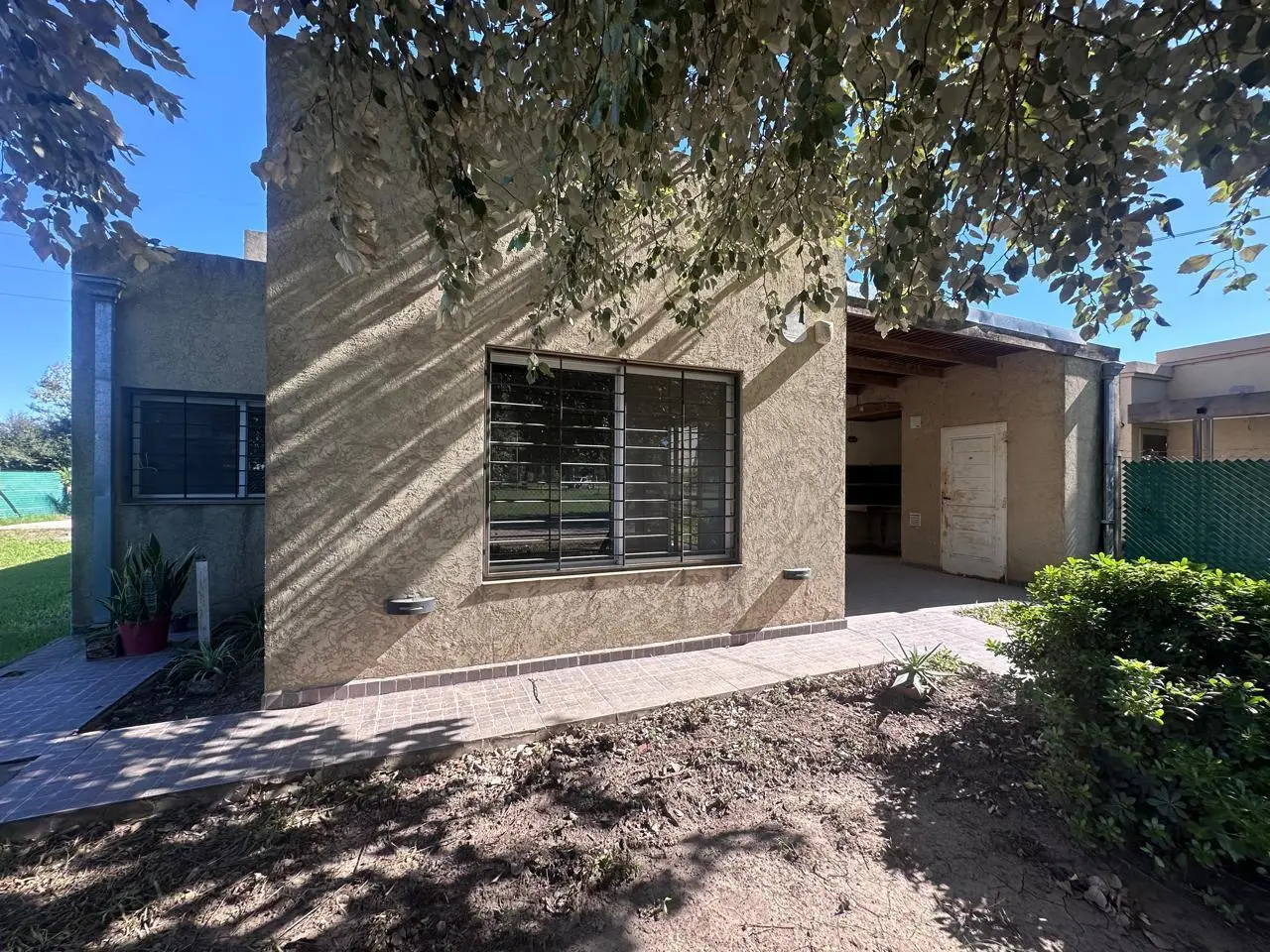 VENTA DE CASA 2 DORMITORIOS EN TIERRA DE SUEÑOS 3 ROLDAN 2