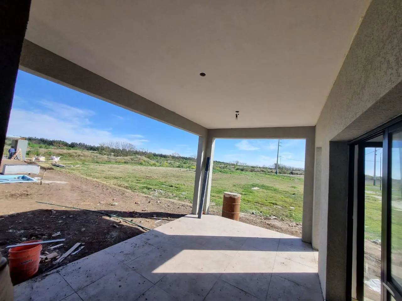 VENTA DE CASA 1 DORMITORIO EN PIÑERO BARRIO LA TOSCANA 1