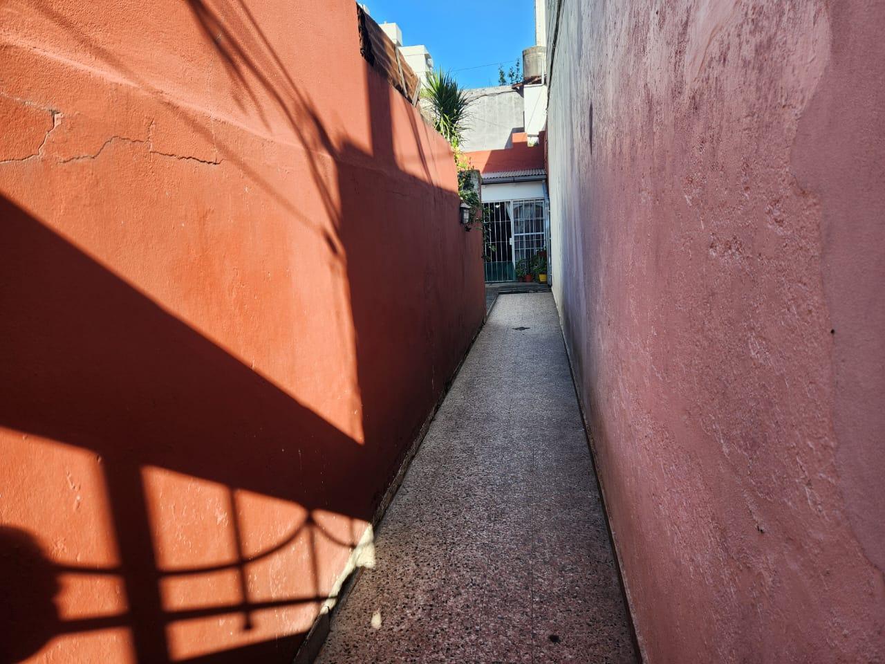 SANTA FE AL 3200 VENTA CASA DE PASILLO 2 DORMITORIOS BARRIO LUIS AGOTE ROSARIO