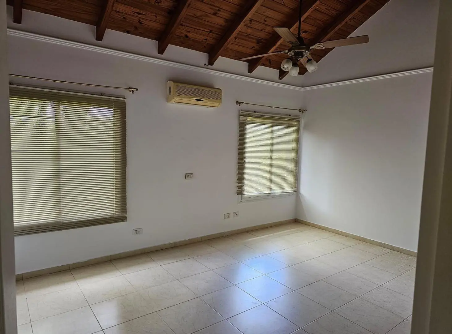 ALQUILER CASA EN CADAQUES, FUNES 8