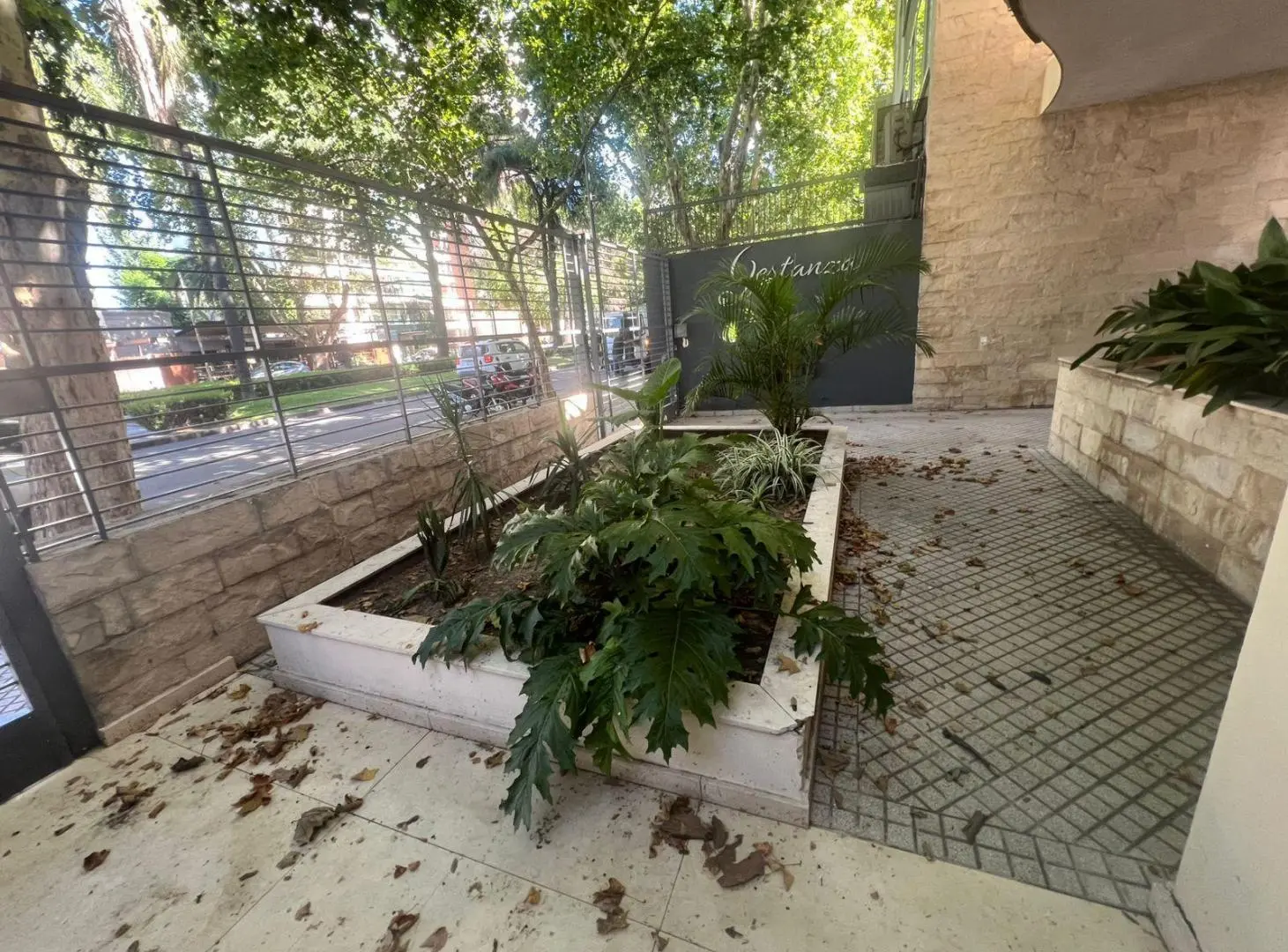 BV OROÑO AL 300 ALQUILER CASA COMERCIAL EN ROSARIO 4
