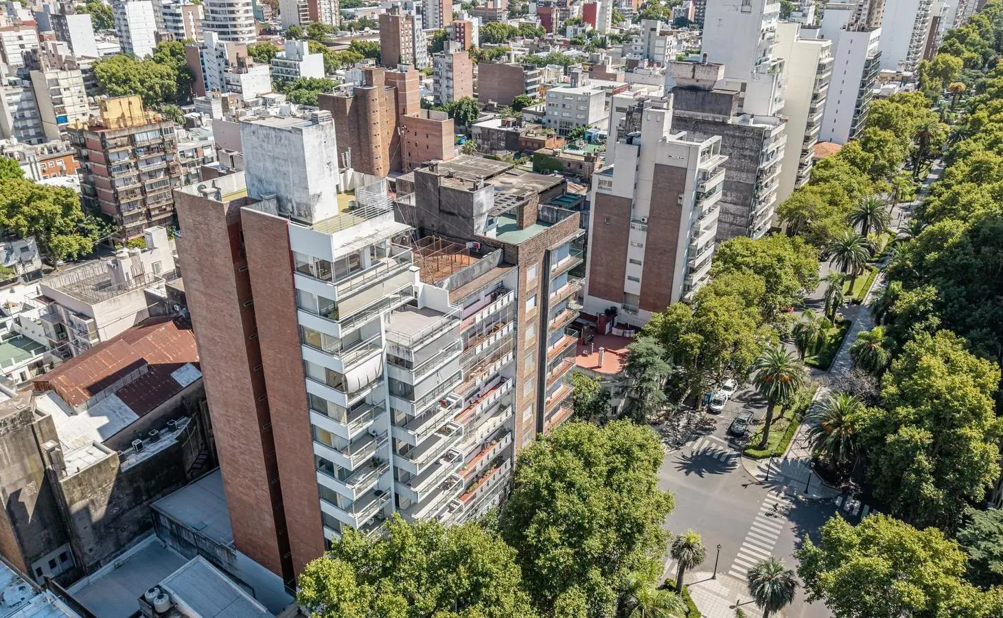 Bv OROÑO AL 600 VENTA DEPARTAMENTO 2 DORMITORIOS CON COCHERA EN ROSARIO 2