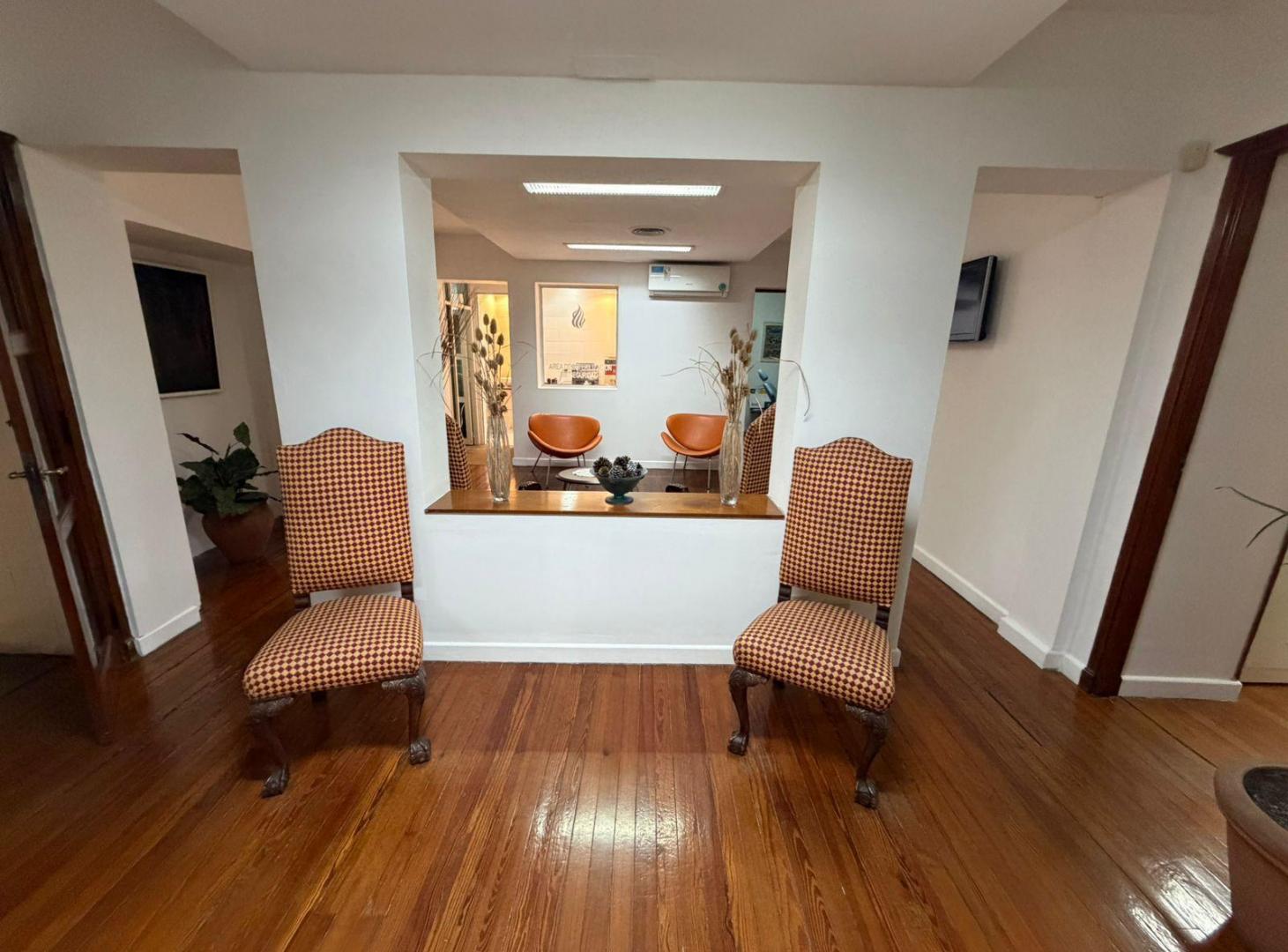 Foto de BV OROÑO AL 1100 ALQUILER OFICINAS CASA COMERCIAL EN ROSARIO ZONA CENTRO, imagen 2