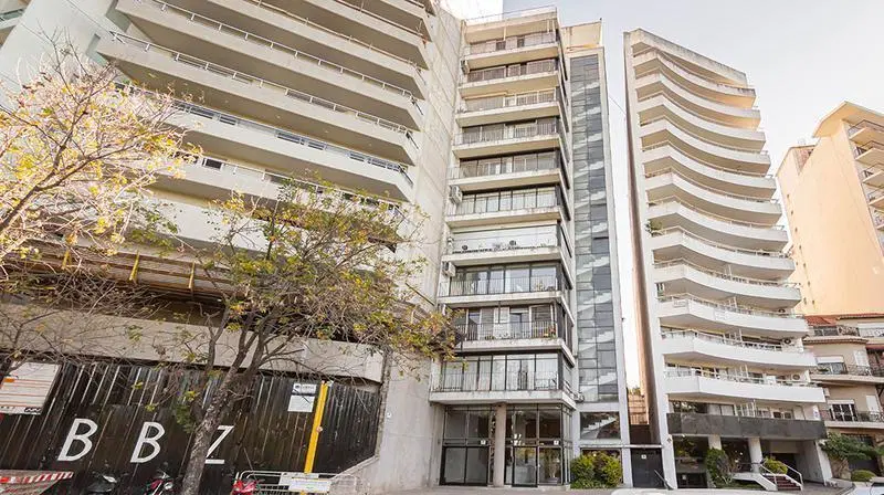 AV LIBERTAD AL 300 VENTA DEPARTAMENTO 4 DORMITORIOS CON COCHERA EN ROSARIO 3