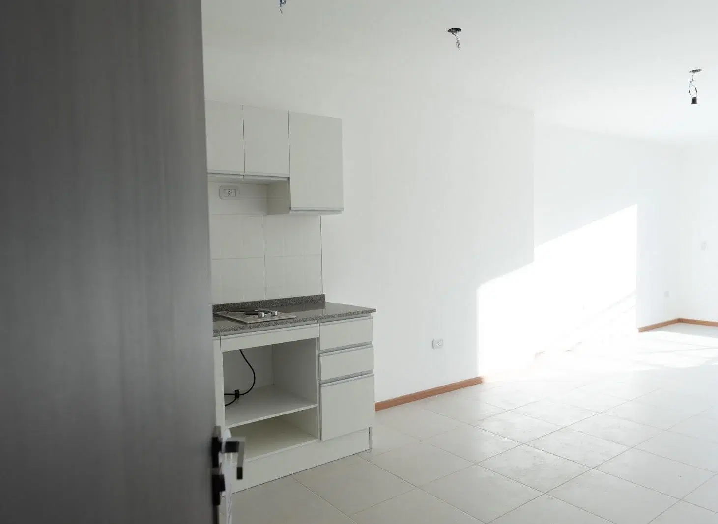 AYACUCHO AL 1900 VENTA MONOAMBIENTE EN ROSARIO 4