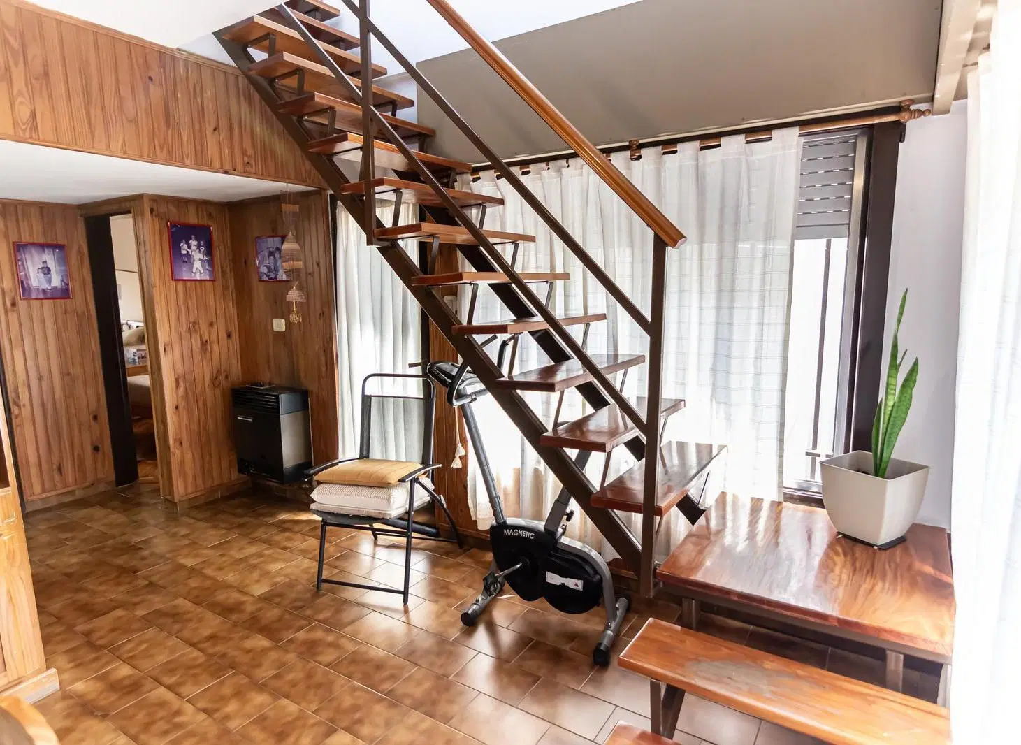 MENDOZA AL 5300 - VENTA DE CASA 5 DORMITORIOS EN BARRIO AZCUENAGA - ROSARIO 5