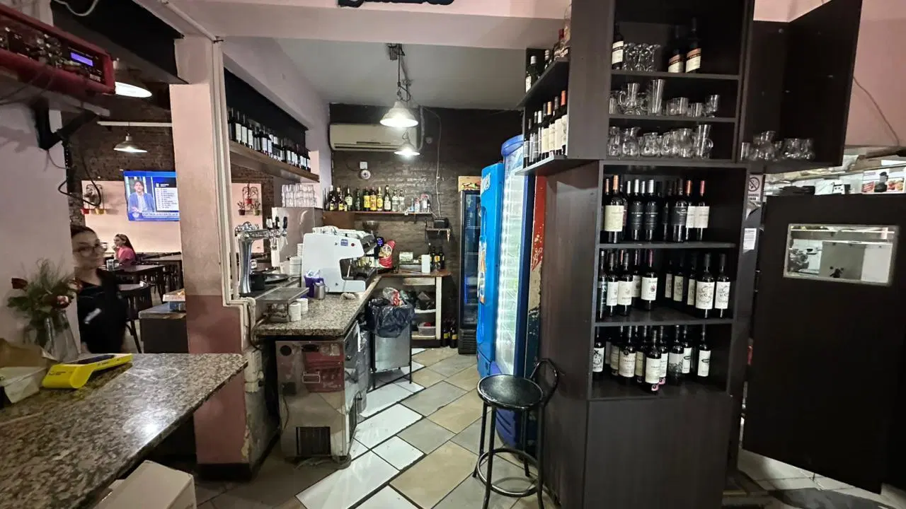 3 DE FEBRERO Y ALEM VENTA LOCAL EN BARRIO MARTIN - ROSARIO 4