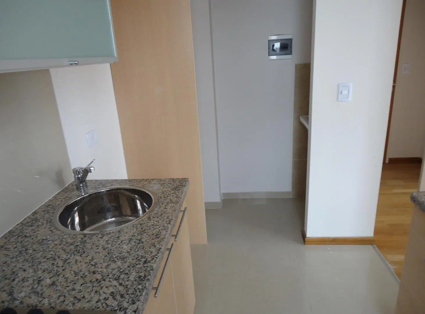 MORENO AL 1700 ALQUILER DEPARTAMENTO 2 DORMITORIOS CON COCHERA EN ROSARIO 5