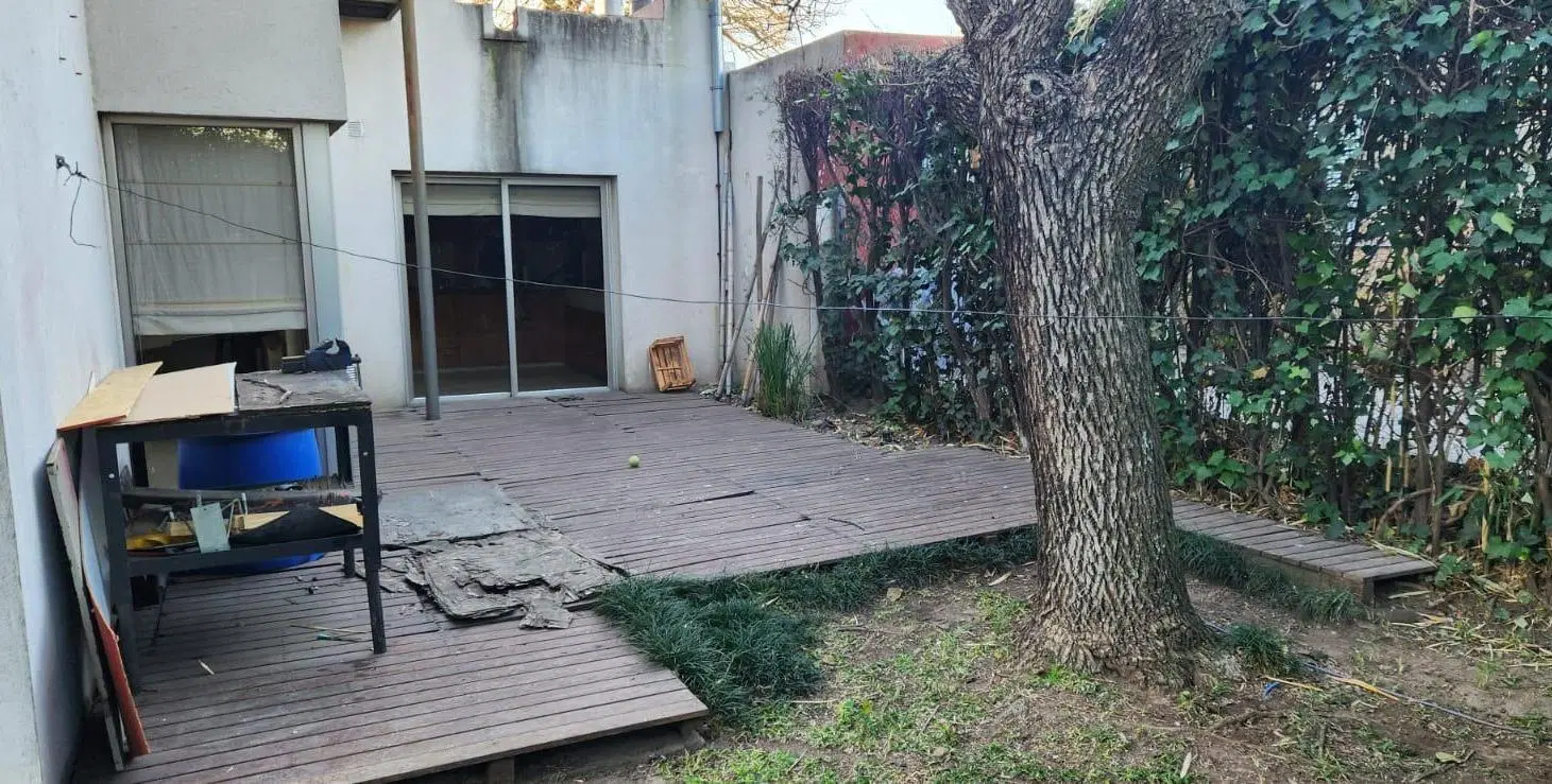 VENTA DE CASA 4 DORMITORIOS EN PARQUE FIELD - ROSARIO 1