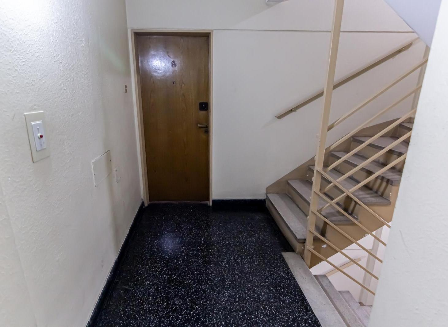 ITALIA AL 100 VENTA DEPARTAMENTO 2 DORMITORIOS CON COCHERA EN ROSARIO